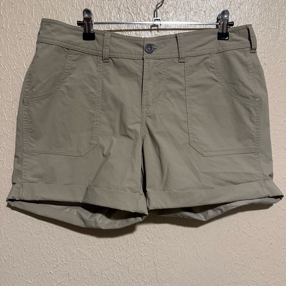 The North‎ Face Nylon Sport Shorts 8
